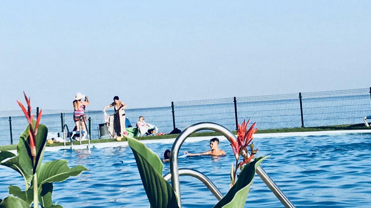 Mi Capricho 170 Beachfront Apartment Sitio de Calahonda Εξωτερικό φωτογραφία